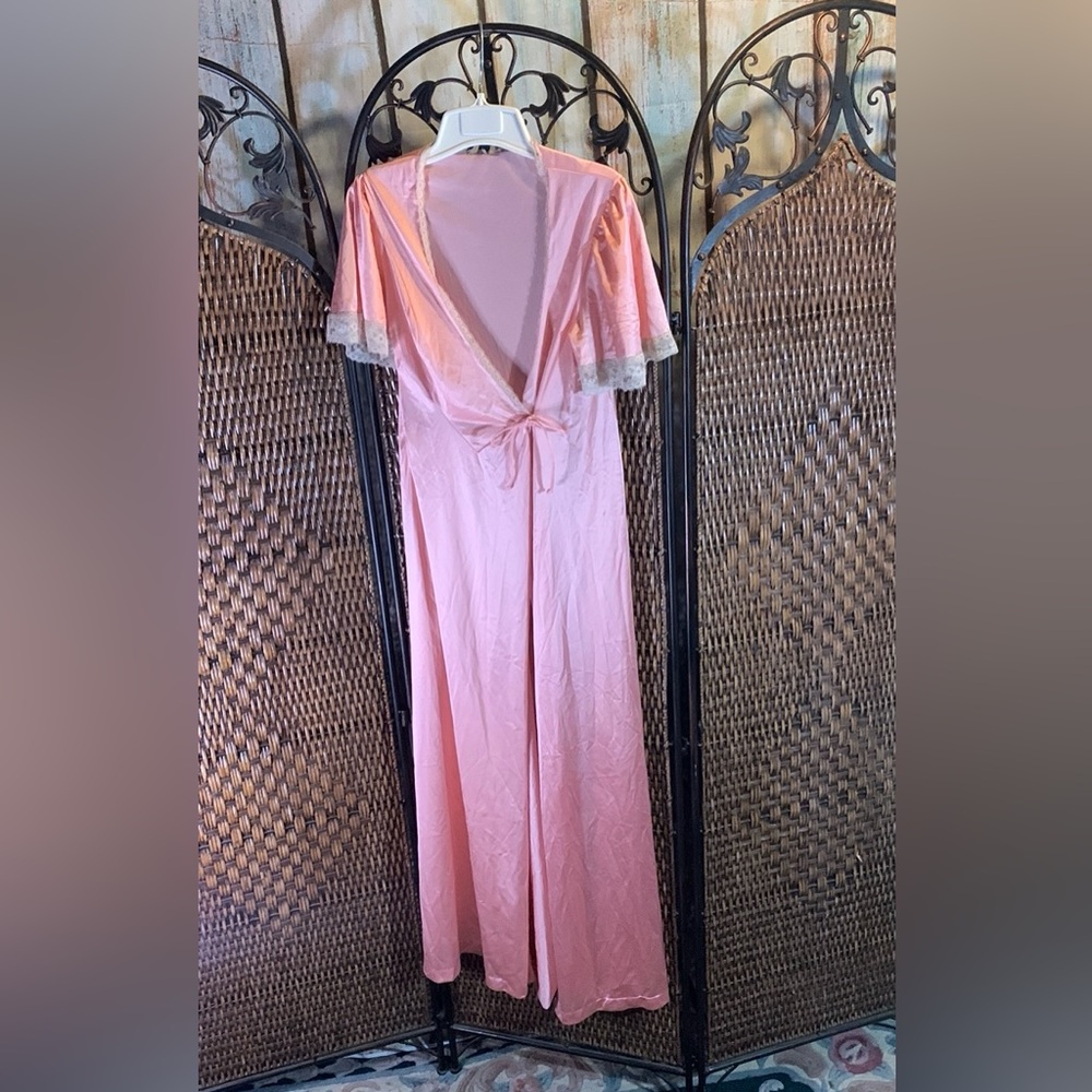 Vintage Vanity Fair Pink Robe Nightgown Size S